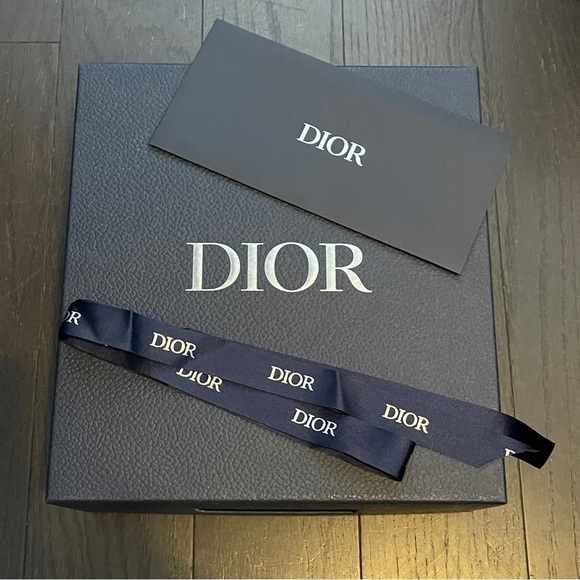 Dior blue box shopping bag full set with envelop and ribbon wrapping tissue - Picture 2 of 13